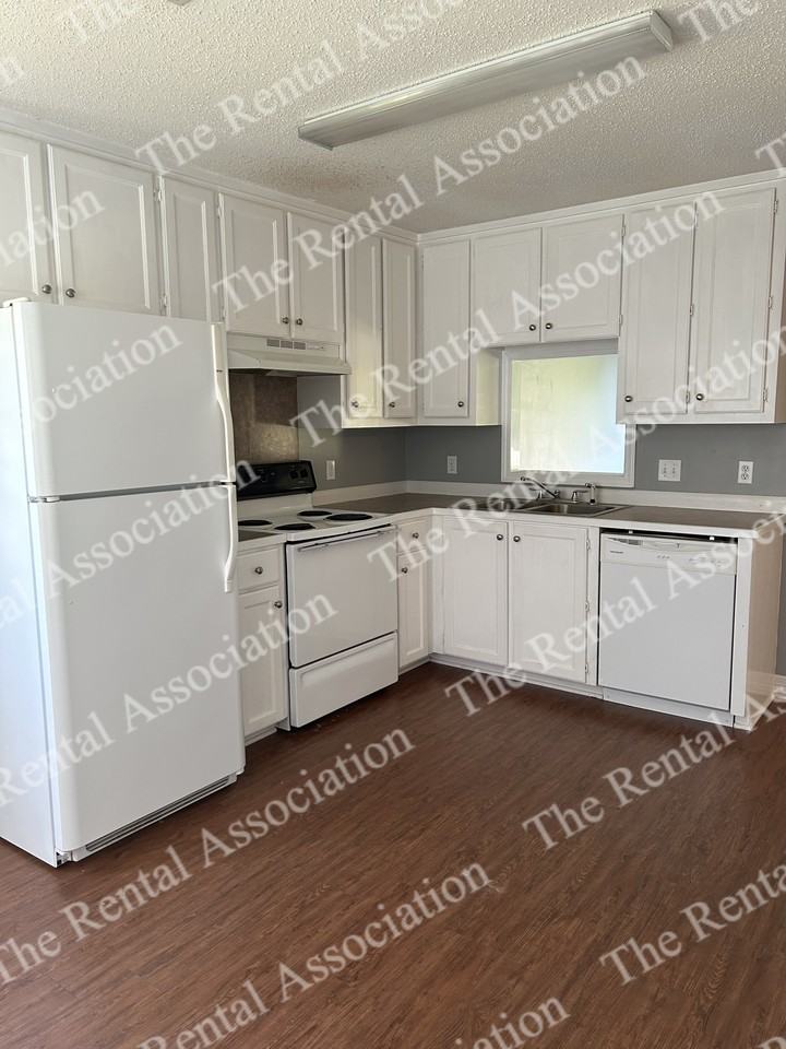 1309 W Kentucky Ave #1 - Photo 6 of 11