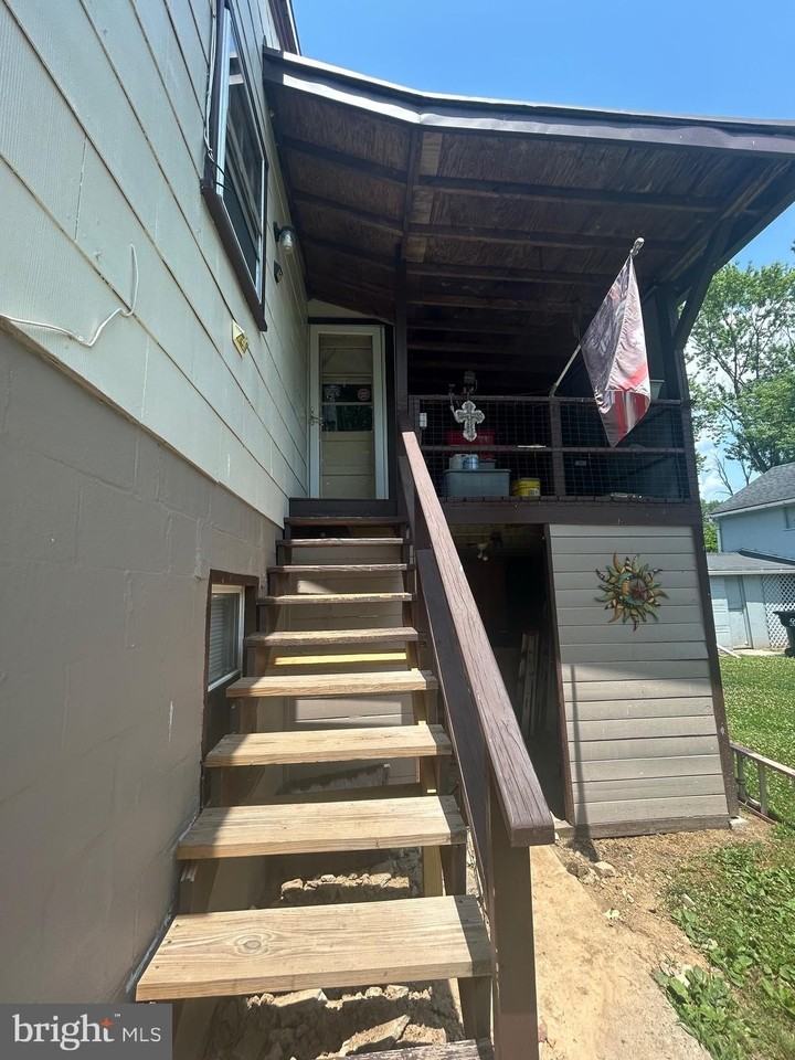 496 Old Philadelphia Pike #2ndFL - Photo 2 of 16