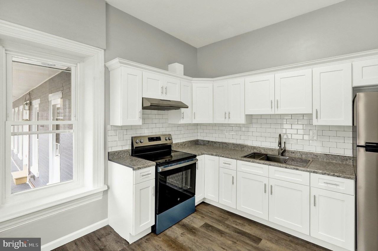 1156 Franklin St #4