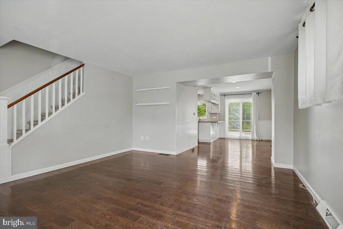749 S Matlack St - Photo 6 of 19