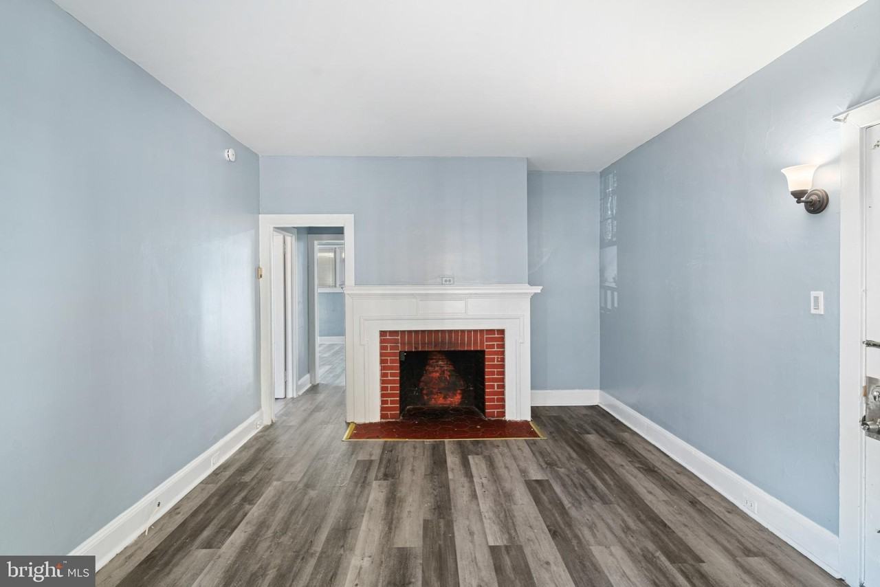 216 Penn Blvd - Photo 2 of 13
