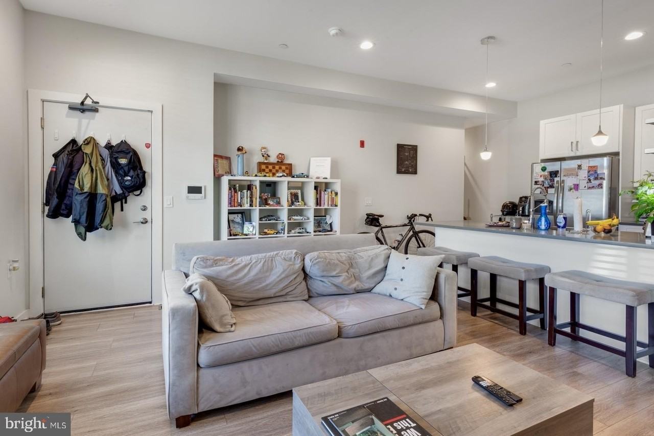 385 Martin St #1F - Photo 2 of 18