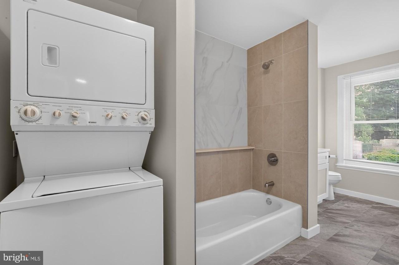 6347 Mccallum St #2 - Photo 5 of 19
