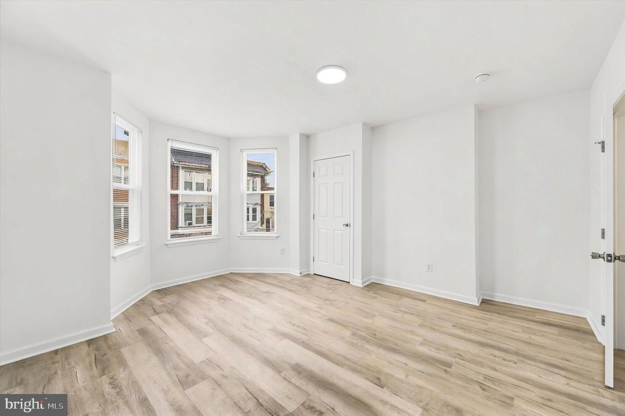 3736 N 17th St - Photo 6 of 14