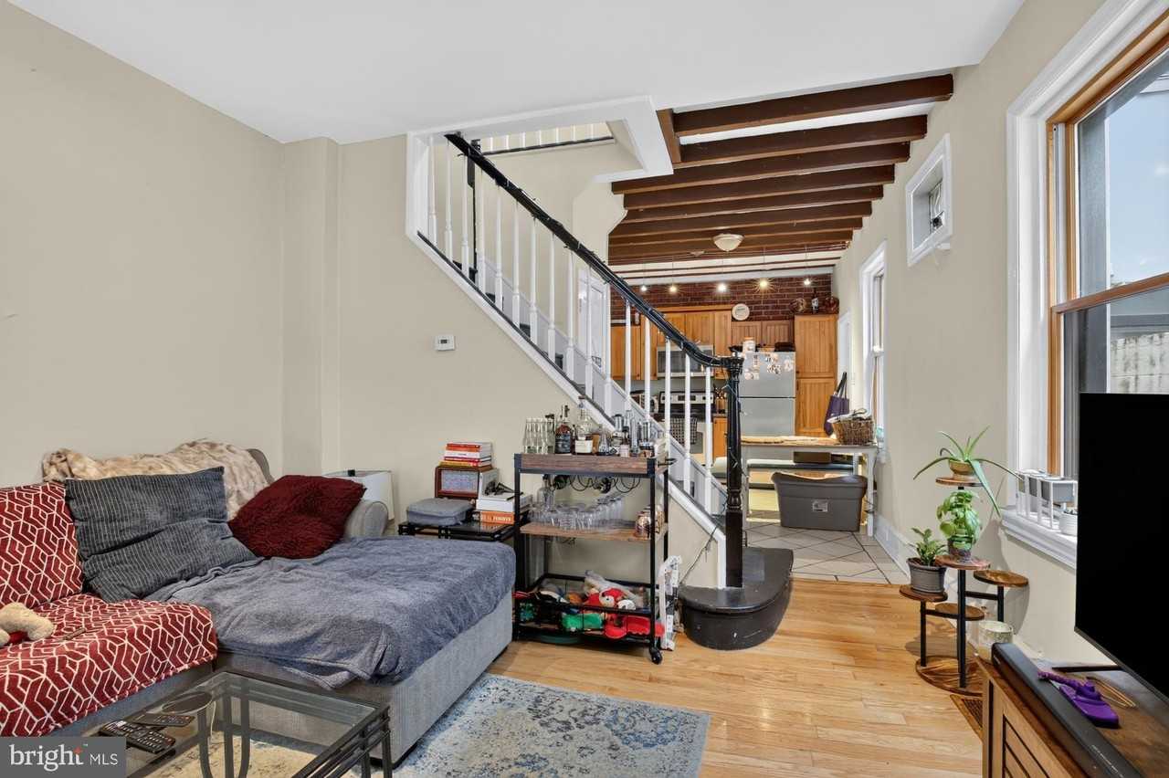 2528 Waverly St - Photo 4 of 21