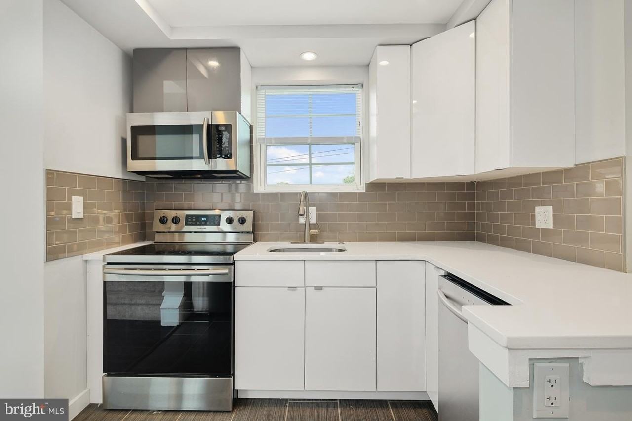 17 S 44th St #6 - Photo 2 of 15