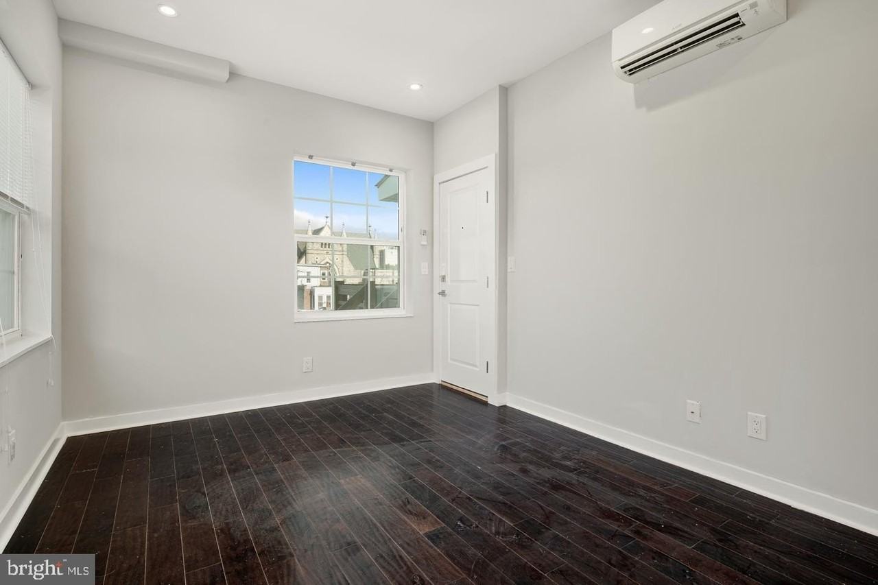 17 S 44th St #6 - Photo 4 of 15