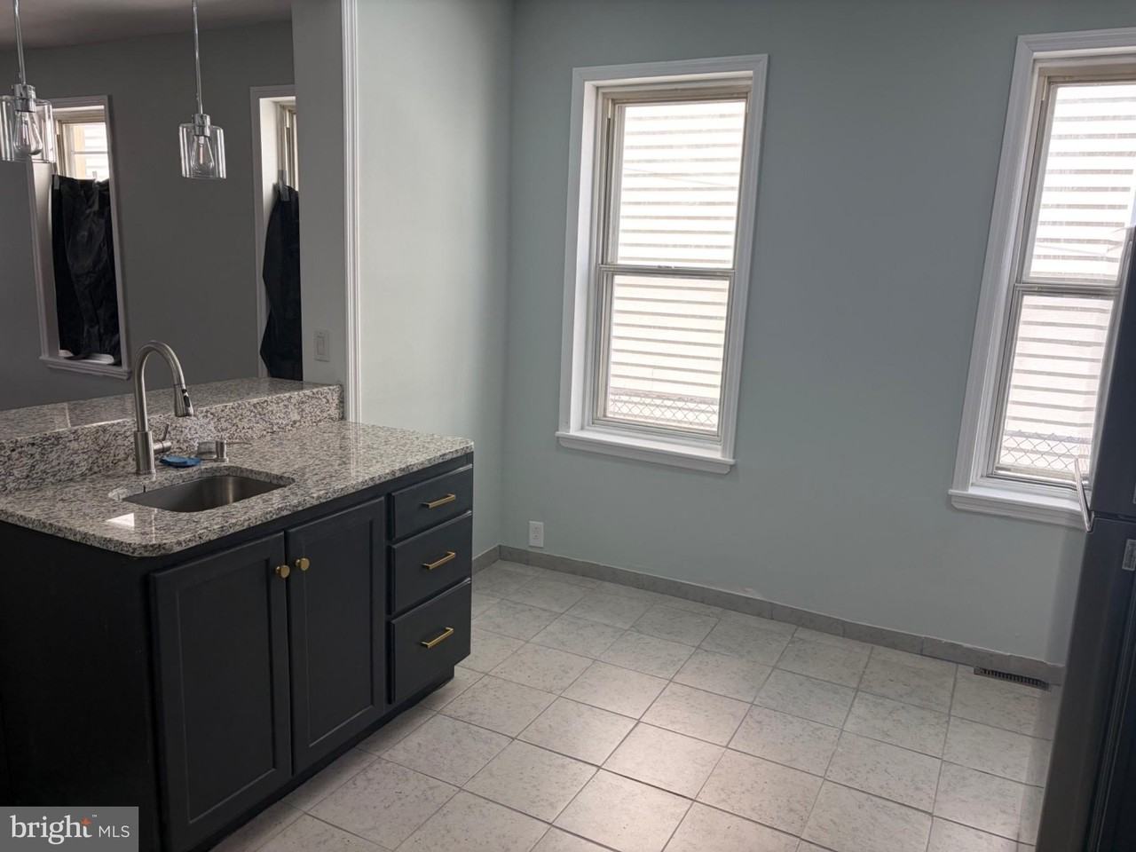 4526 E Stiles St - Photo 2 of 20