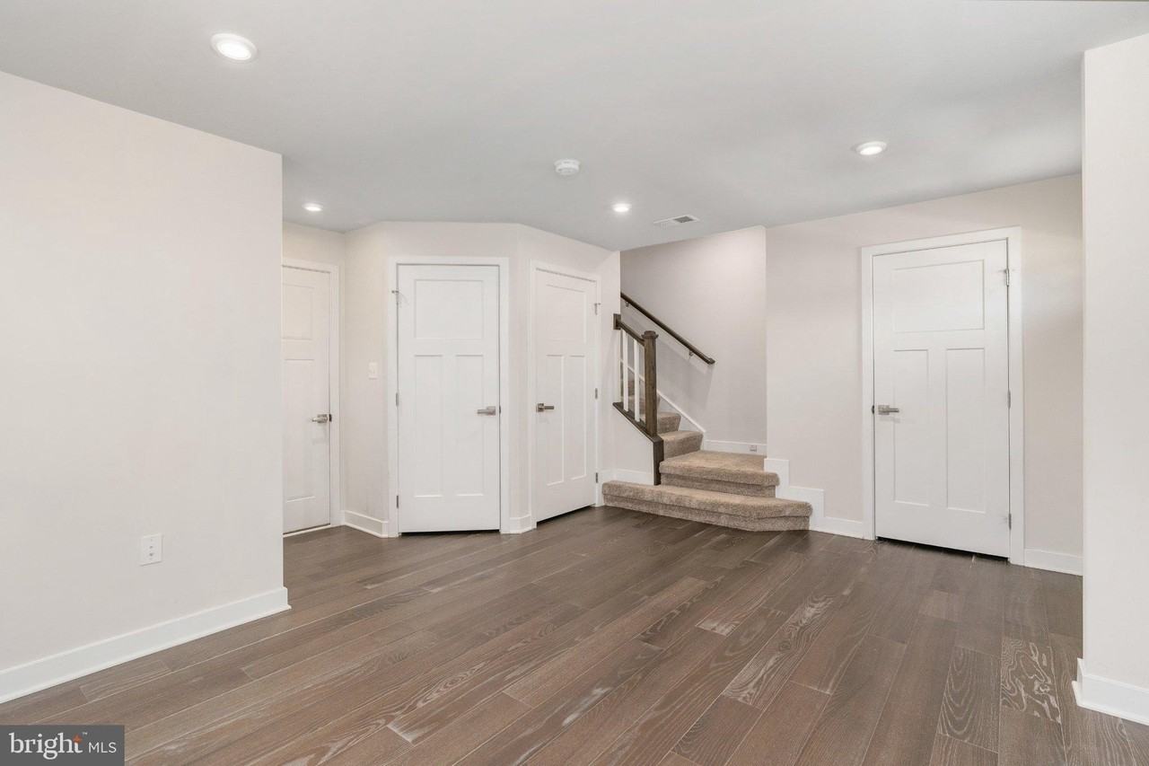 1000 Alum Spring Rd - Photo 5 of 47