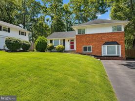 10827 Charles Dr - Photo 1 of 1