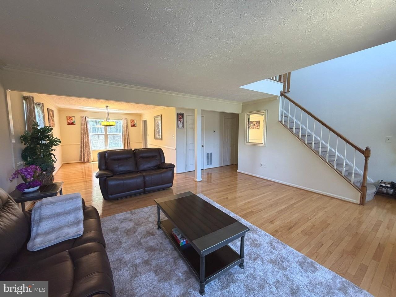407 Tamarack Cir - Photo 6 of 45