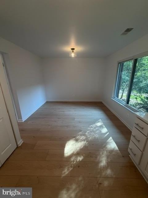 1667 Westwind Way #172 - Photo 6 of 13