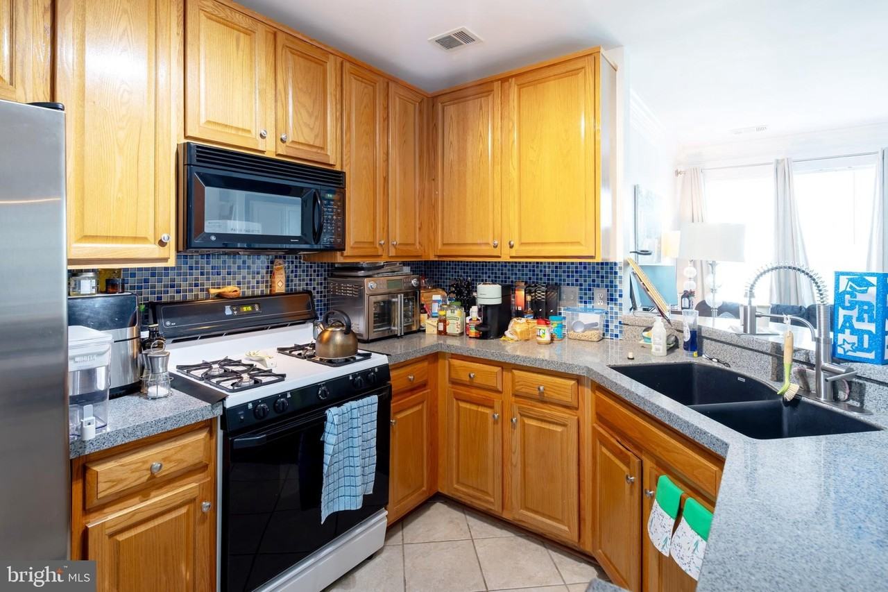 5977 Terrapin Pl #5977 - Photo 7 of 34