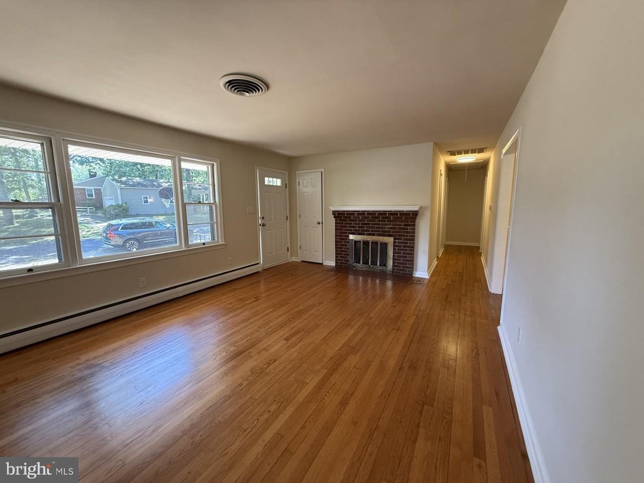 51 Blair Rd - Photo 4 of 24