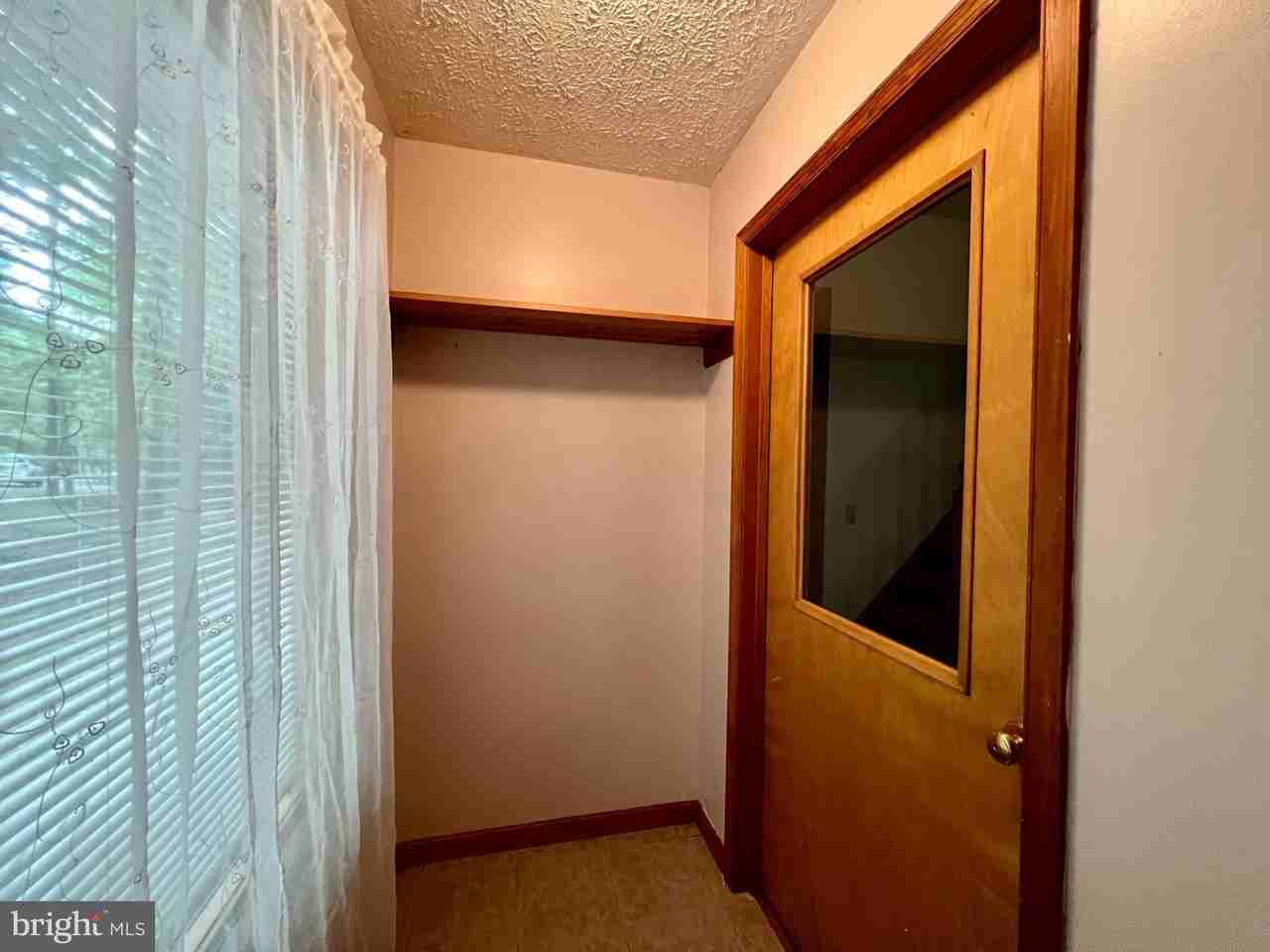 148 S Fieldstone Ln - Photo 3 of 35