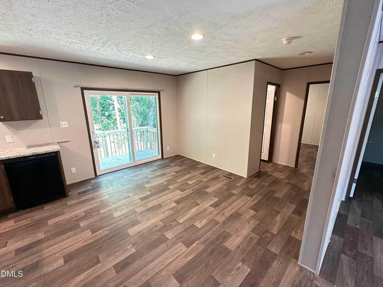 128 Gayline Dr - Photo 2 of 14