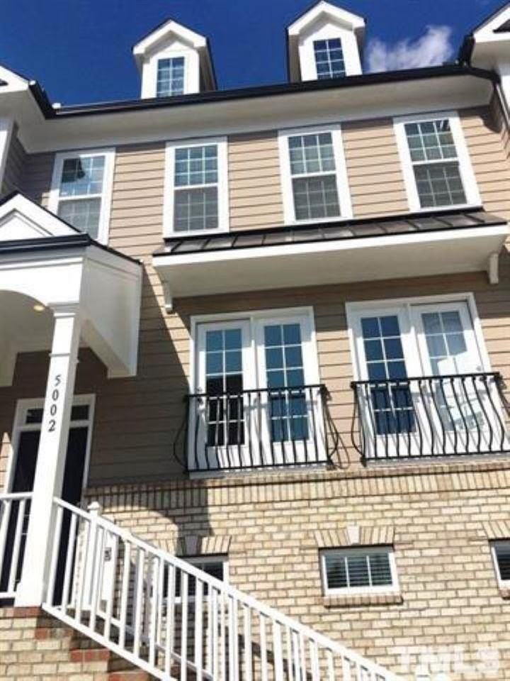 5002 Reedybrook Xing - Photo 3 of 13
