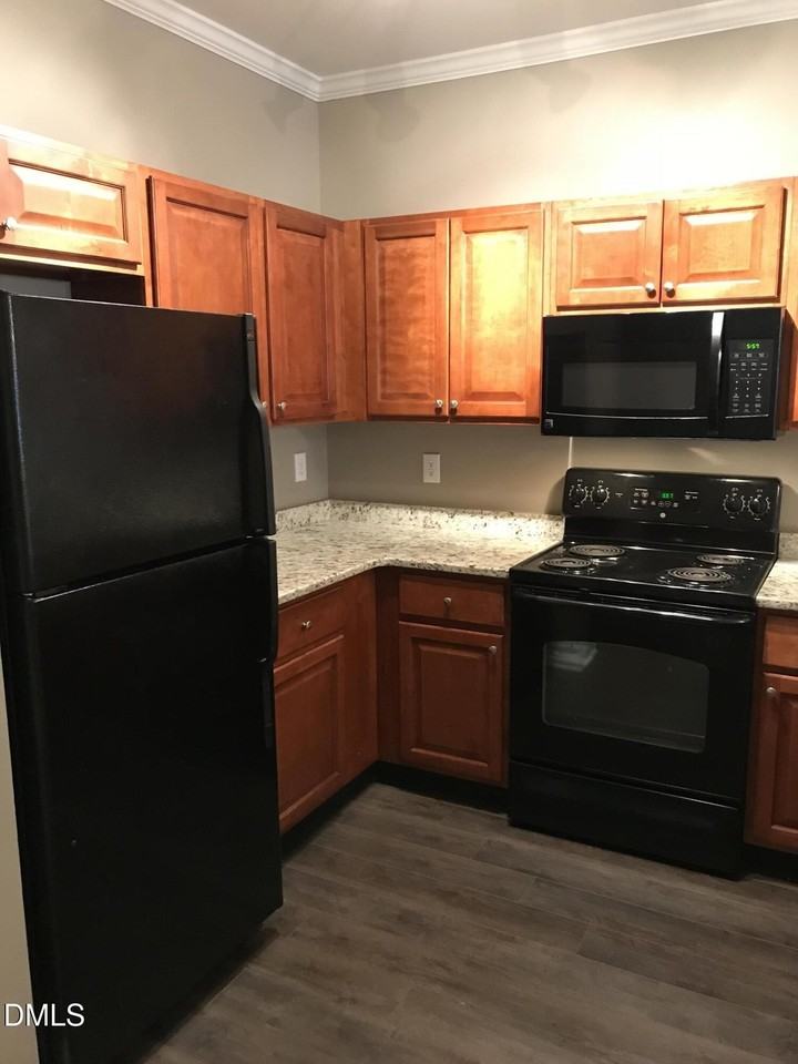 2610 Oldgate Dr #102 - Photo 6 of 18