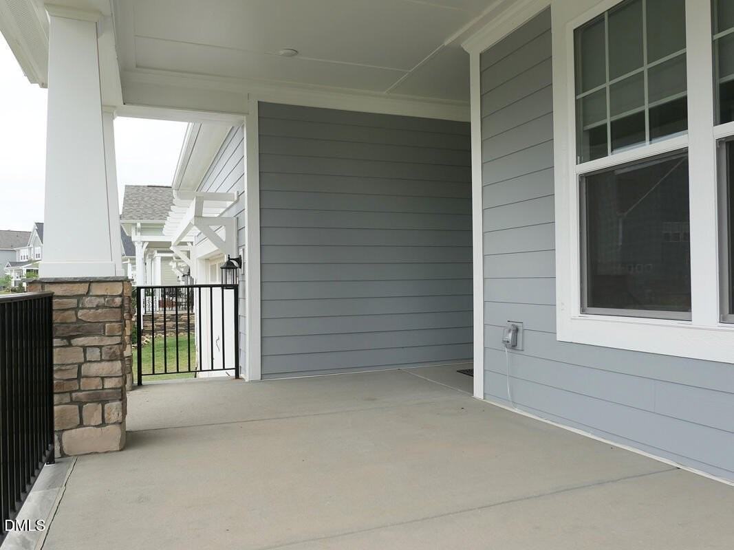 80 Two Creeks Loop - Photo 3 of 43