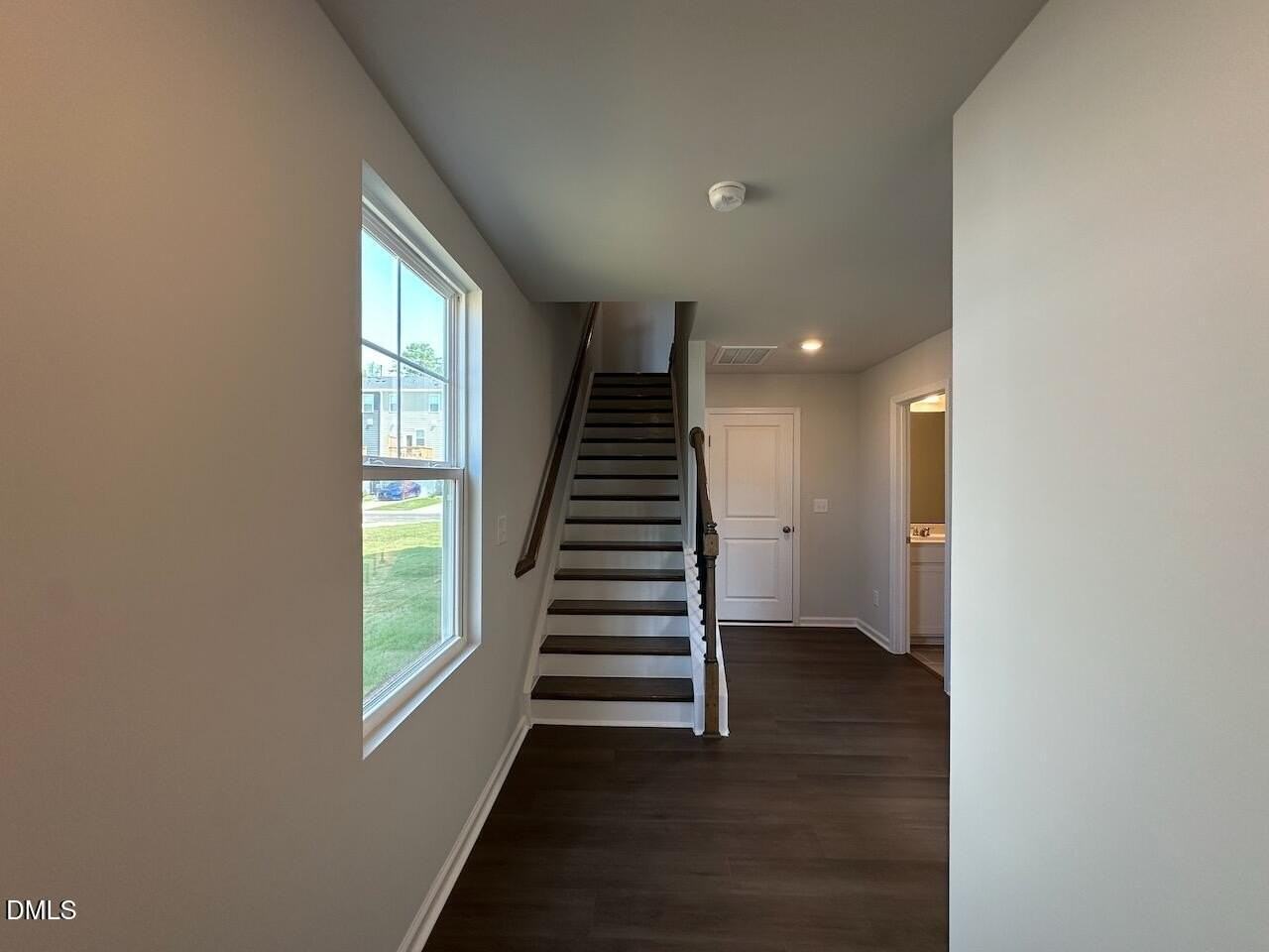 328 Carolina Springs Blvd - Photo 3 of 31