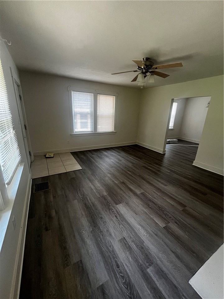 871 W Ingomar Rd - Photo 2 of 19