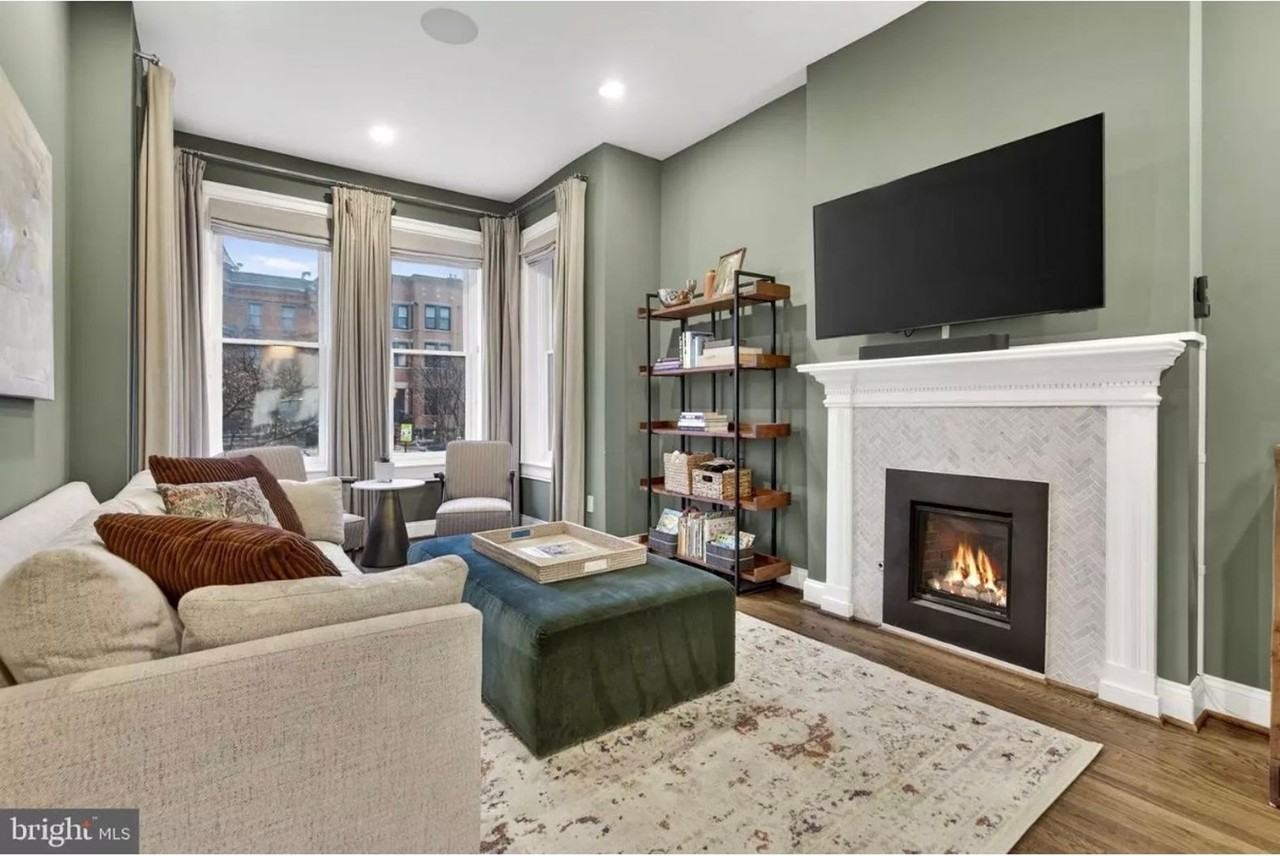 611 Maryland Ave Ne - Photo 3 of 30