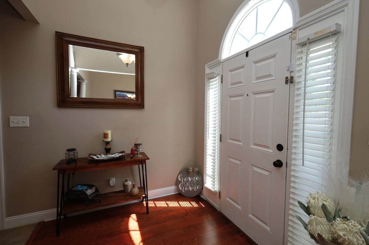 2401 Rankin Cir - Photo 2 of 16
