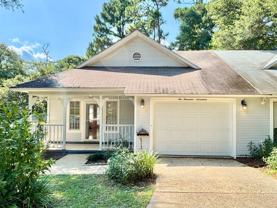 10017 Foxrun Rd - Photo 1 of 1