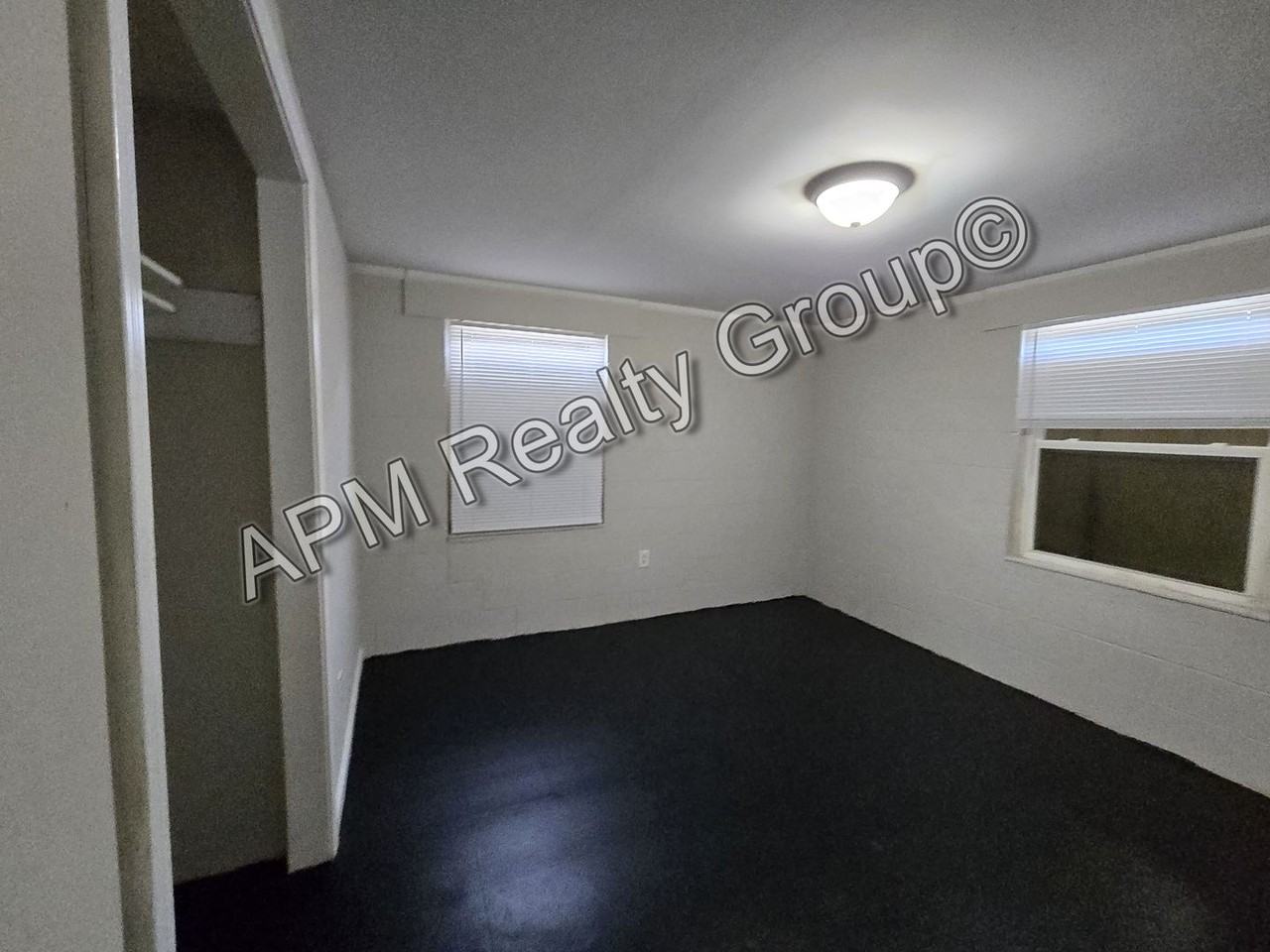 2715 Howell Ct Apt A - Photo 4 of 8