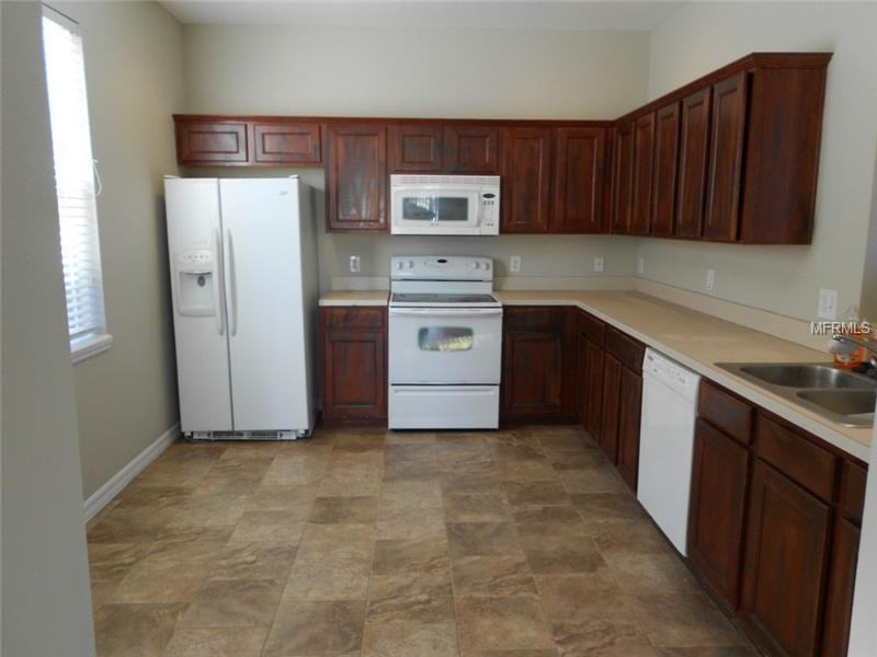 3911 Pemberly Pines Cir - Photo 3 of 16
