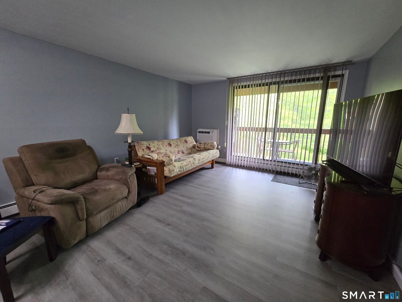 2211 Cromwell Hills Dr - Photo 3 of 16