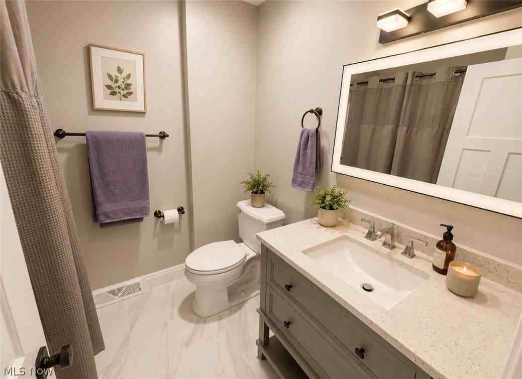 2065 Hackberry St - Photo 7 of 28