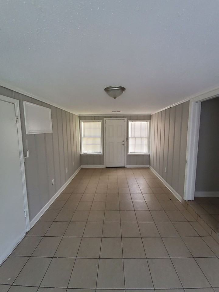 4125 Michael Rd - Photo 4 of 12