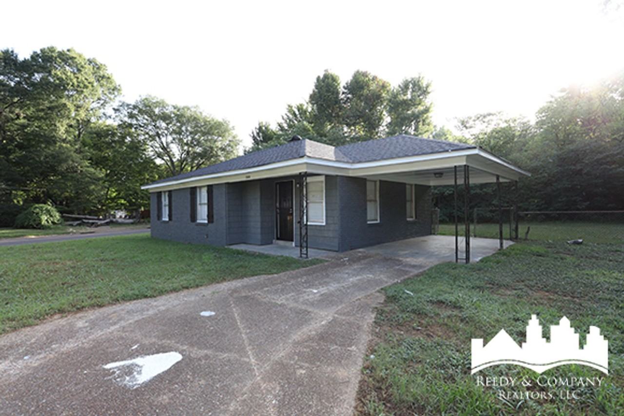 1380 Rolling Hills Dr - Photo 2 of 19