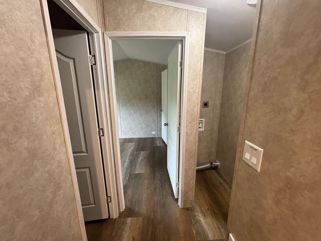 Riverview KS MHC LLC - Photo 6 of 9
