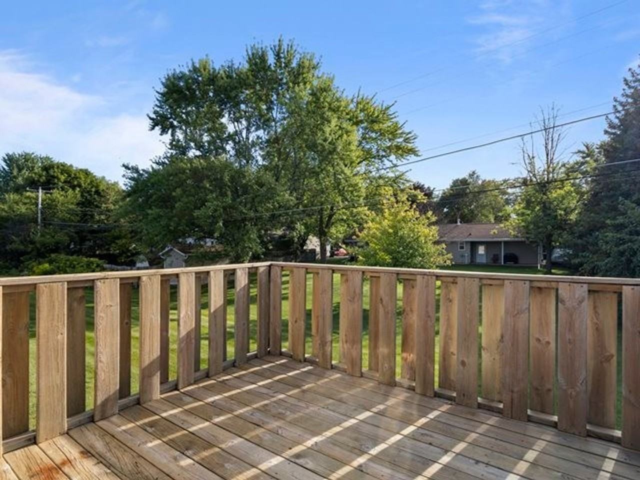 1710 S Nicolet Rd - Photo 3 of 12