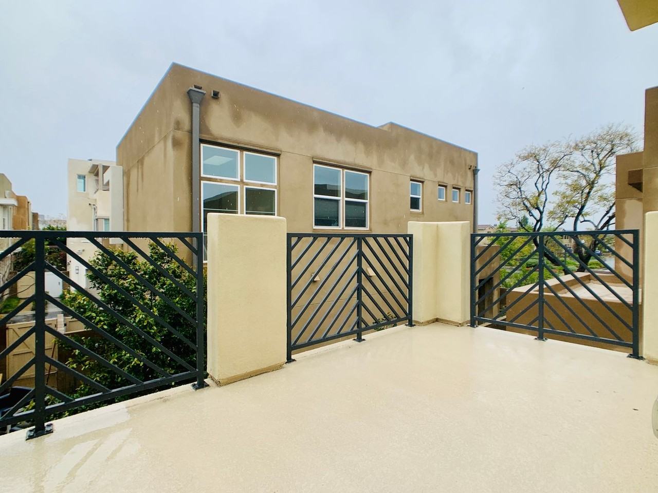 810 Beacon - Photo 6 of 22