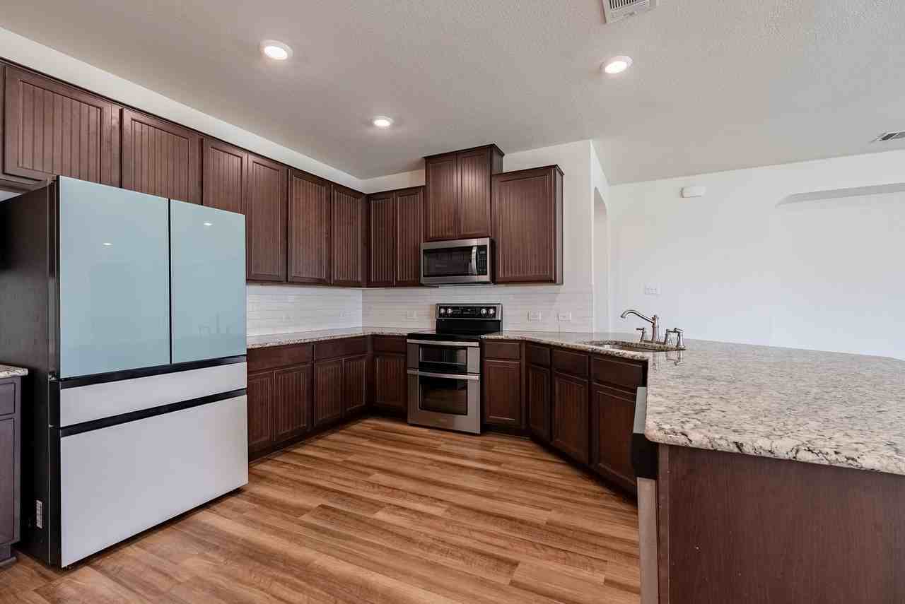 637 Landon Samuel Loop - Photo 6 of 19
