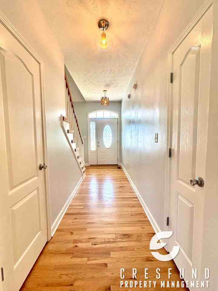 1933 Teesdale Dr - Photo 2 of 37