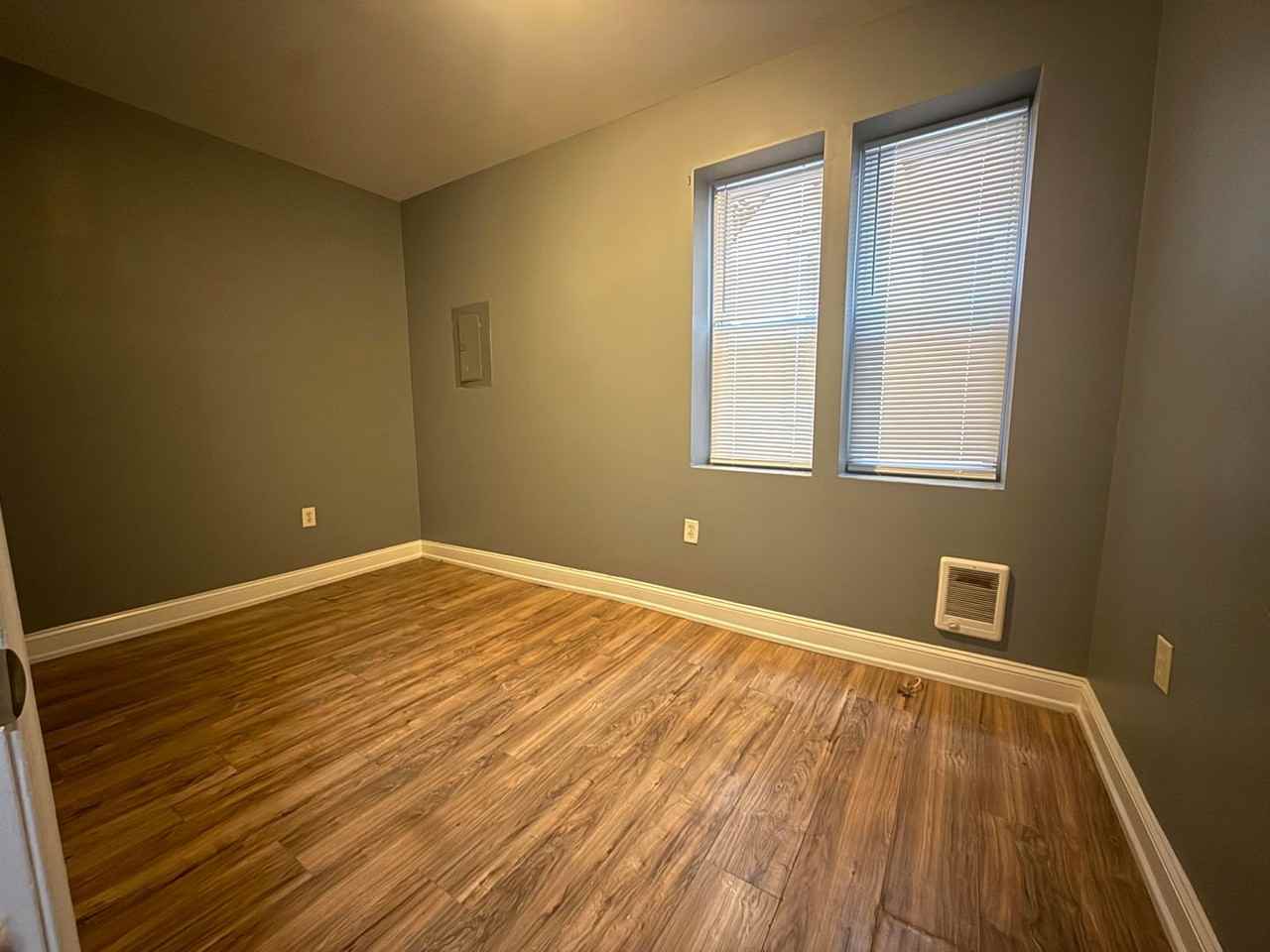 334 N 62nd St - Photo 4 of 7