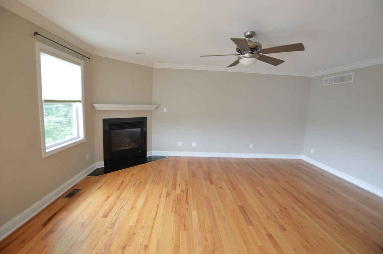 232 Newberry Ln - Photo 5 of 22