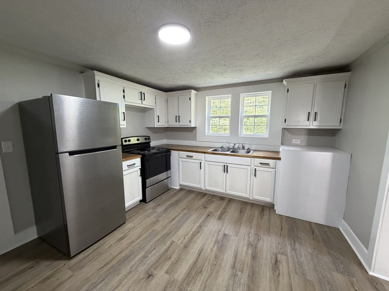483 Purdy Rd #1 - Photo 6 of 10