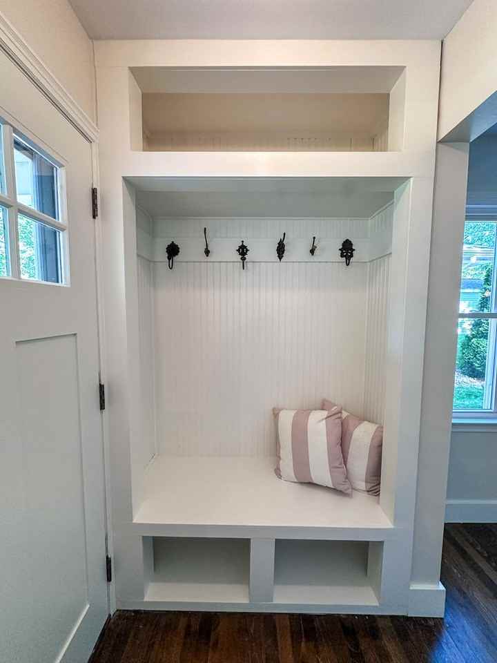 2610 Albert Dr Se - Photo 2 of 23