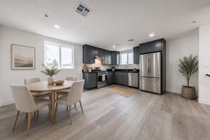 featured image of 1617 W 55th St