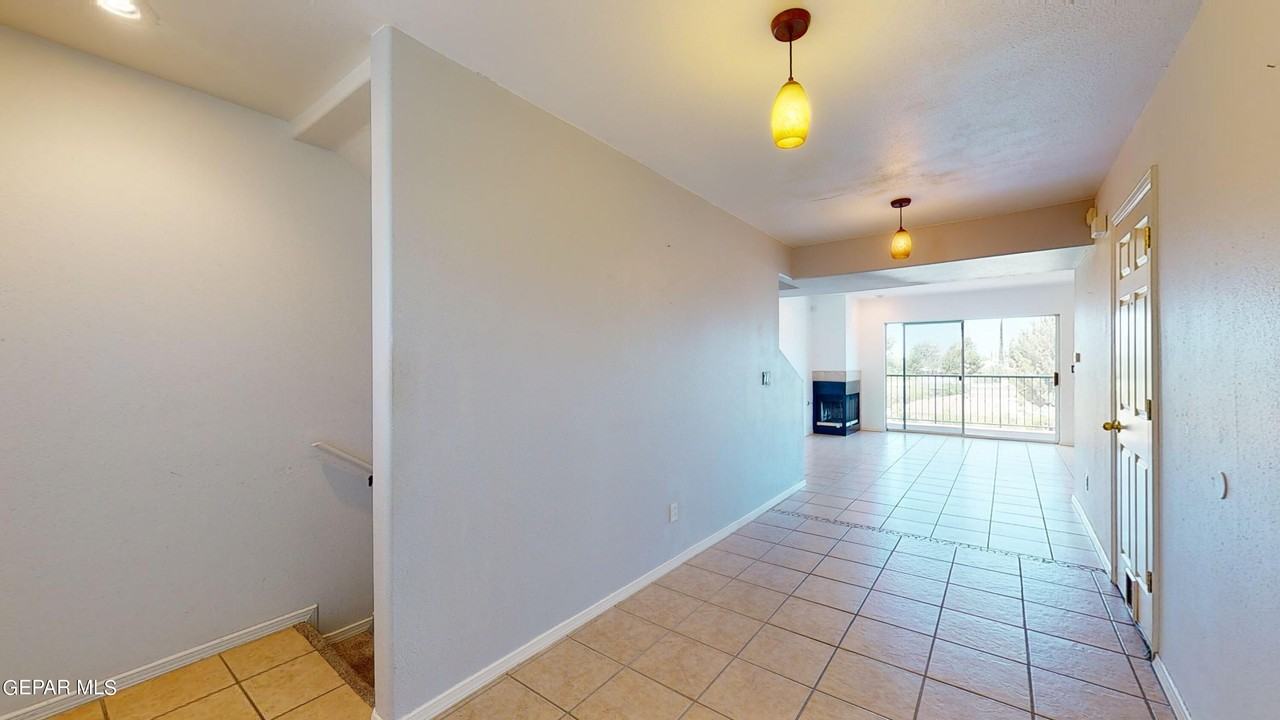 6256 Escondido Dr - Photo 2 of 34