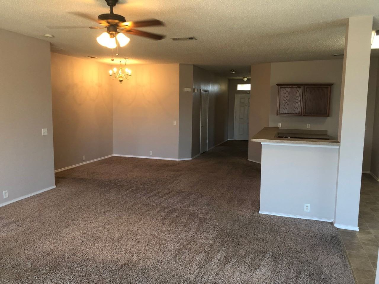 106 Oakhurst Dr - Photo 6 of 22
