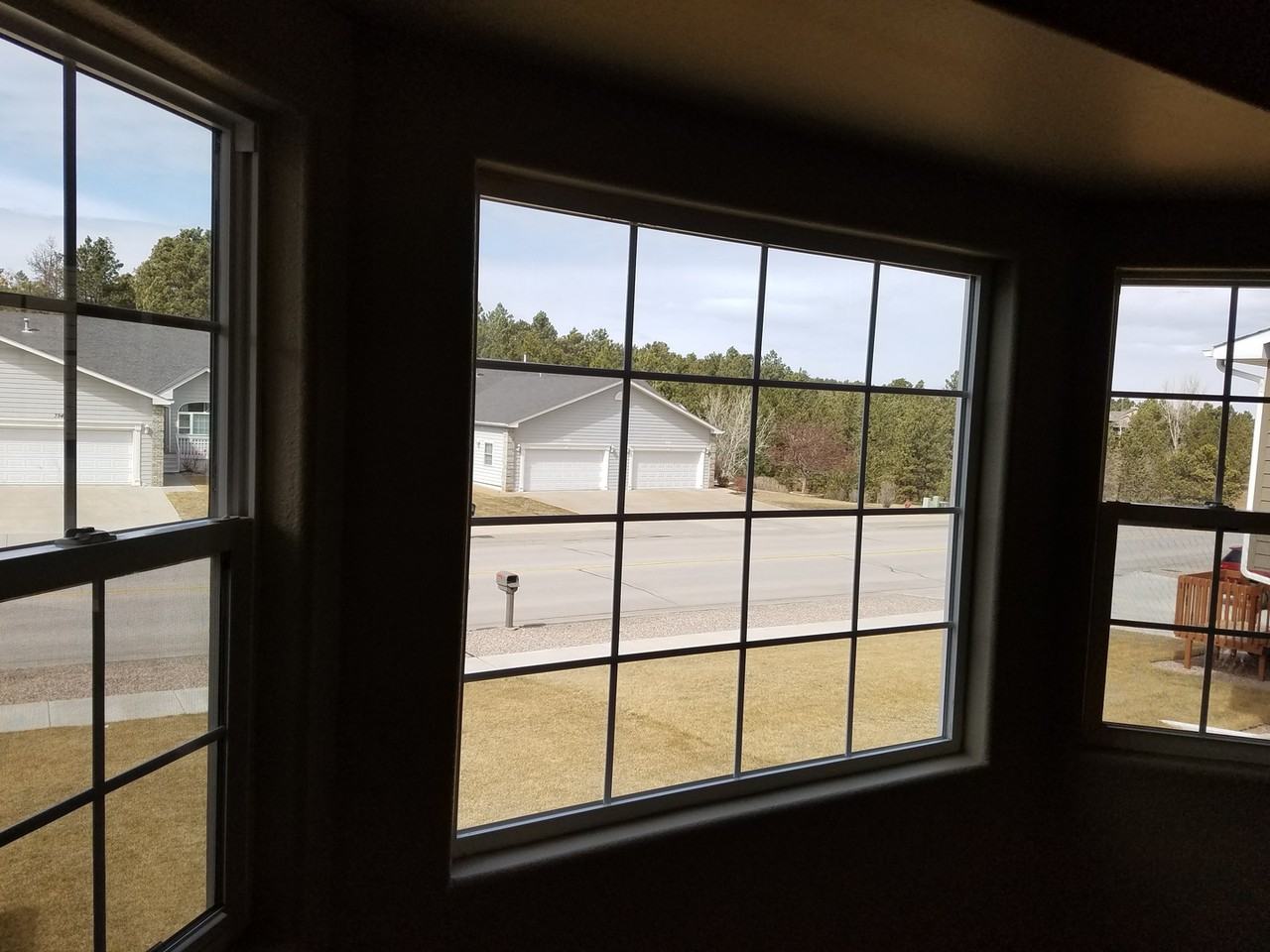 3946 Park Dr - Photo 3 of 10