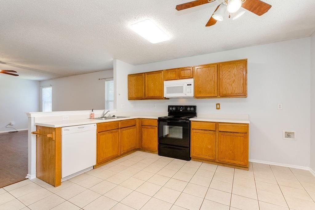 4606 Green Meadow Dr - Photo 7 of 26