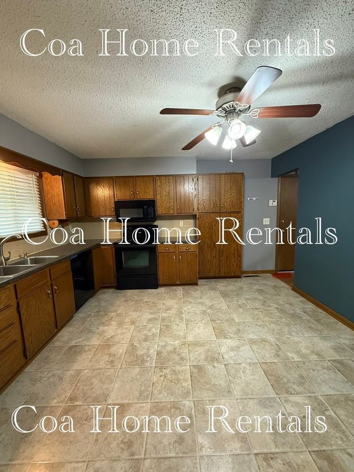 1902 N Evergreen Ln - Photo 5 of 26