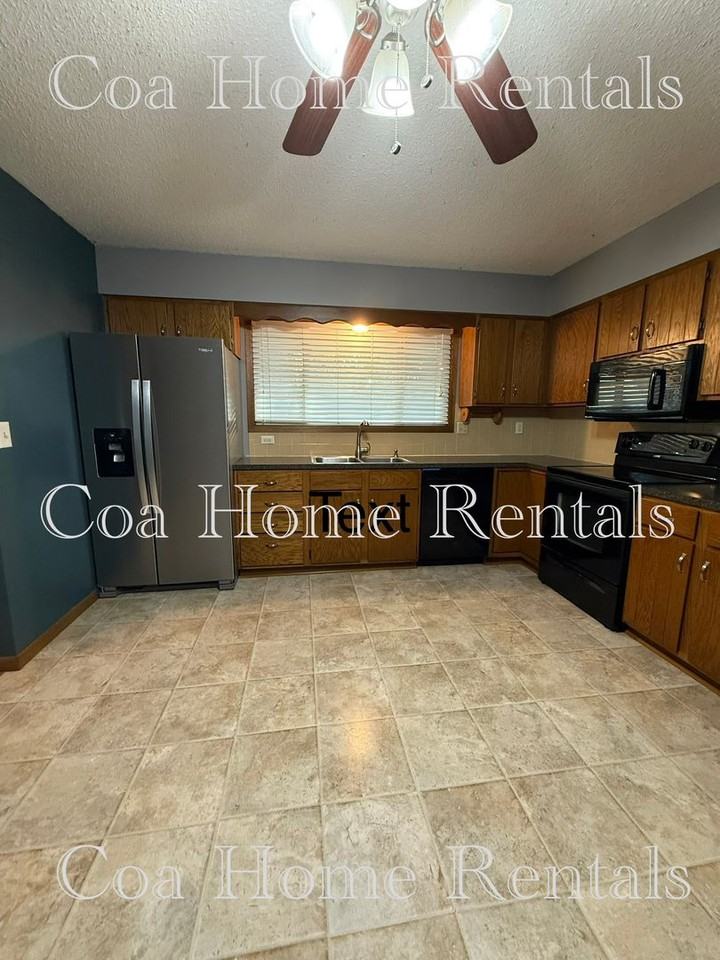 1902 N Evergreen Ln - Photo 6 of 26
